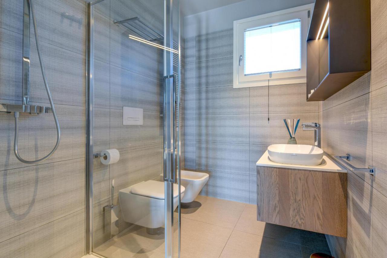 Rio Beach Apartment Desenzano del Garda Esterno foto