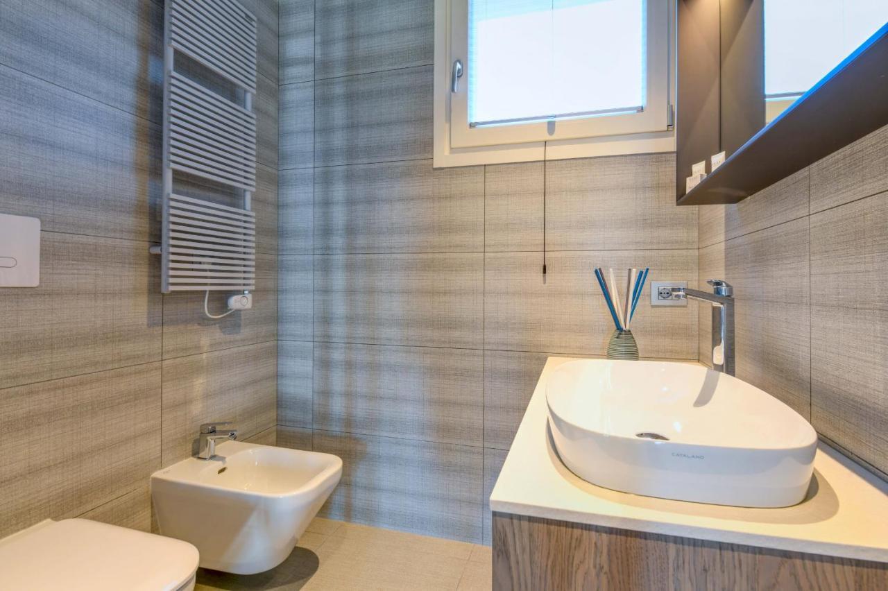 Rio Beach Apartment Desenzano del Garda Esterno foto