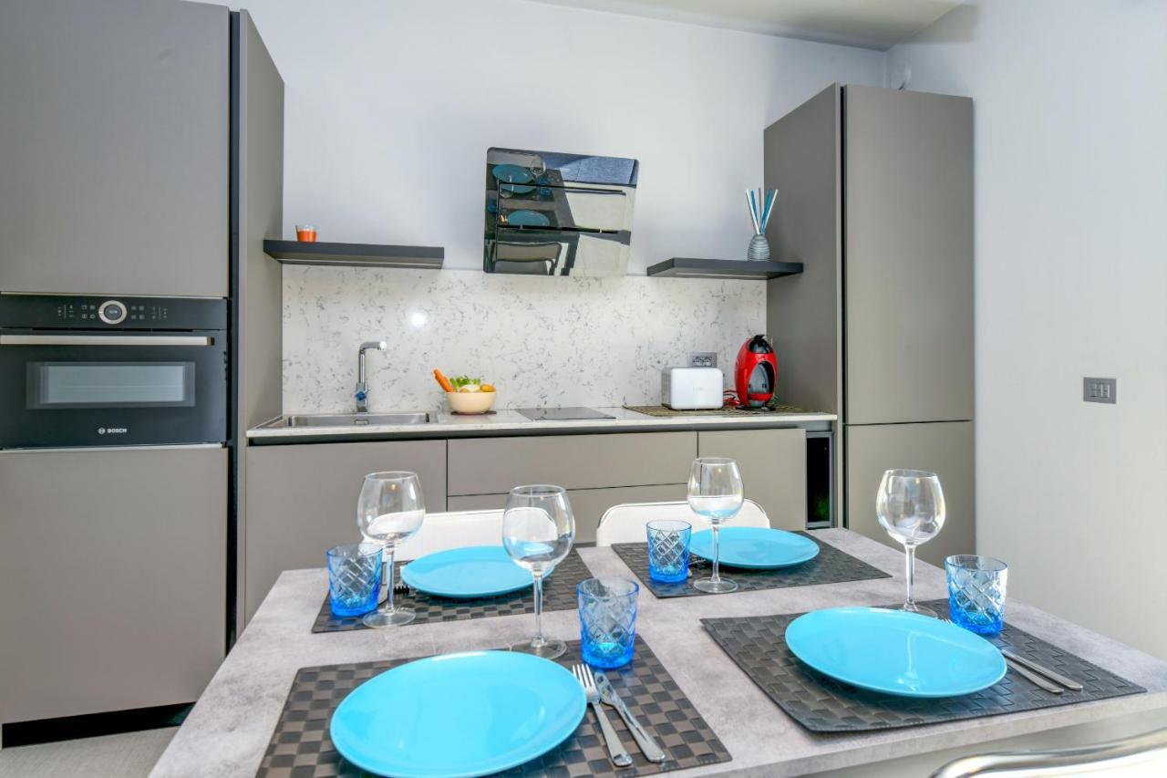 Rio Beach Apartment Desenzano del Garda Esterno foto