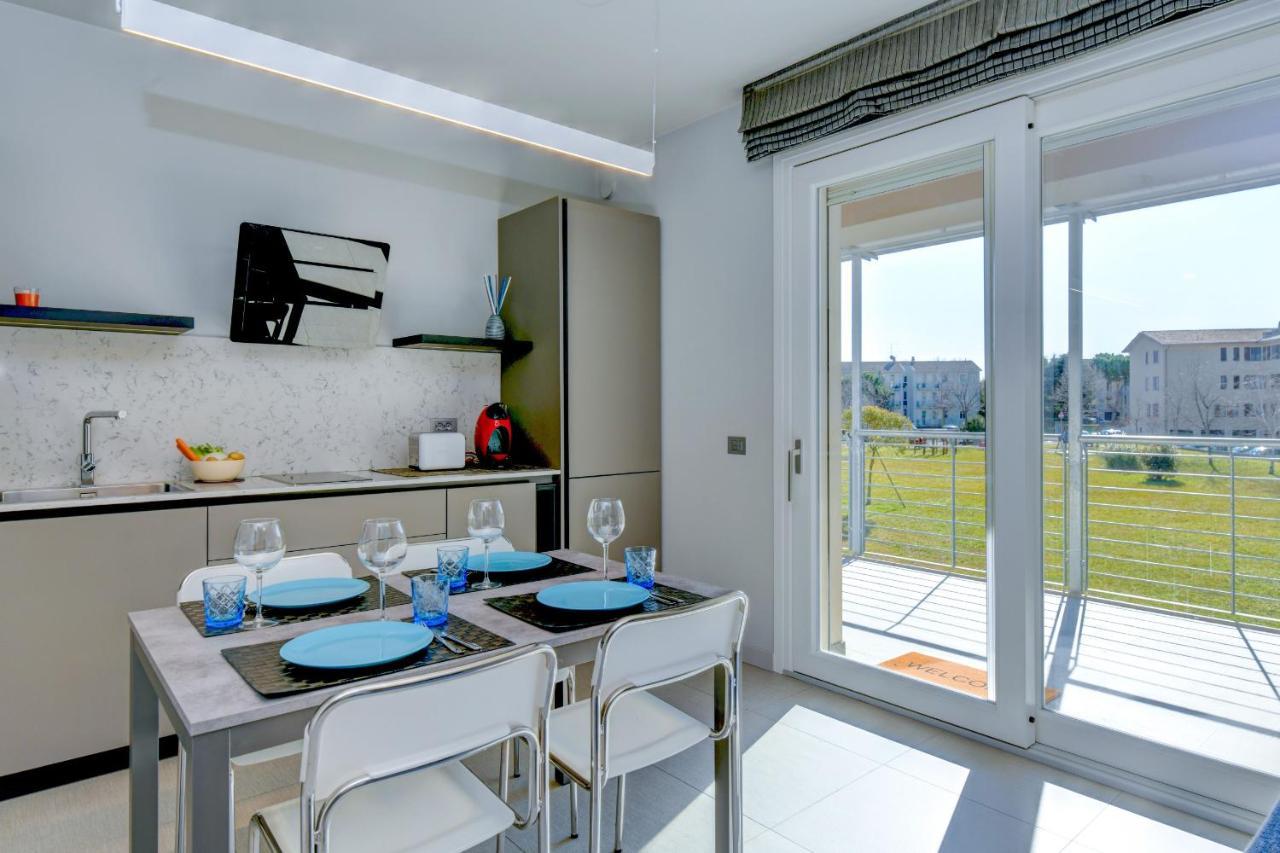 Rio Beach Apartment Desenzano del Garda Esterno foto