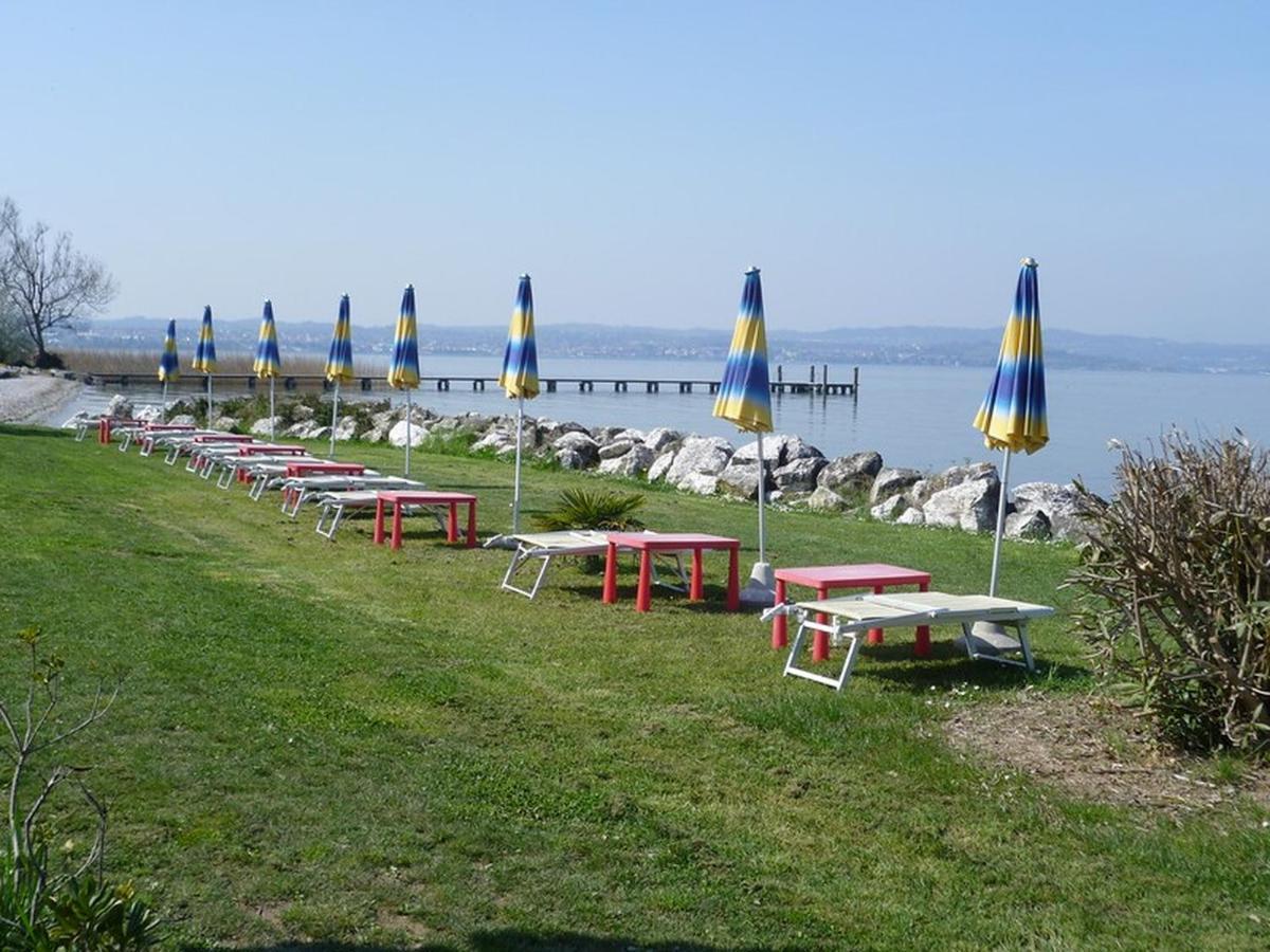 Rio Beach Apartment Desenzano del Garda Esterno foto